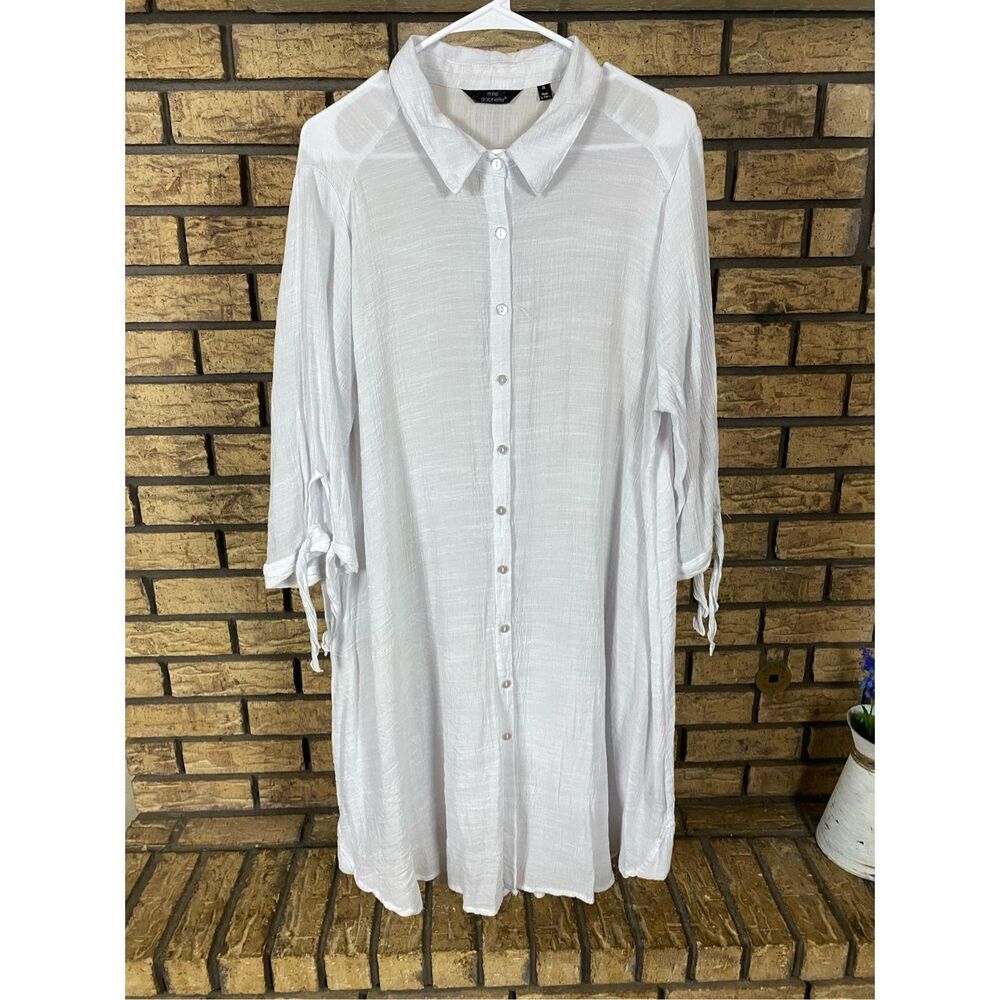 Extra‎ long white blouse